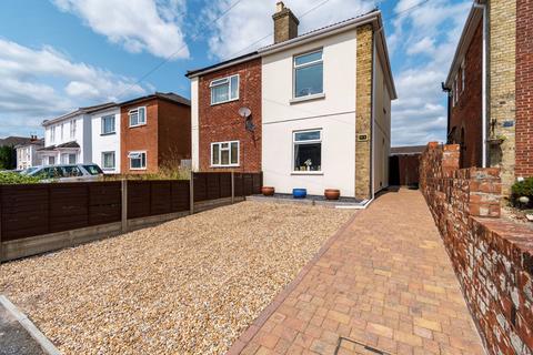 Millbrook Road East, Freemantle... 3 bed semi