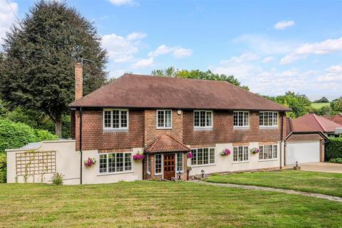 Forest Drive, Kingswood 4 bed detached house for sale