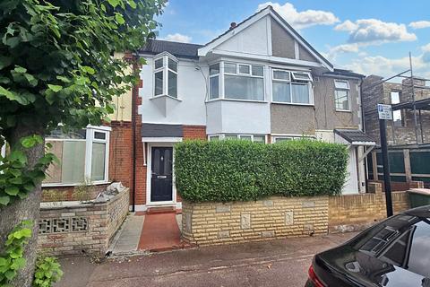 Sheringham Avenue, Manor Park, E12 6HH 3 bed terraced house for sale