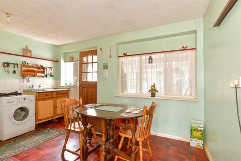 Neal Road, West Kingsdown, Sevenoaks... 2 bed semi