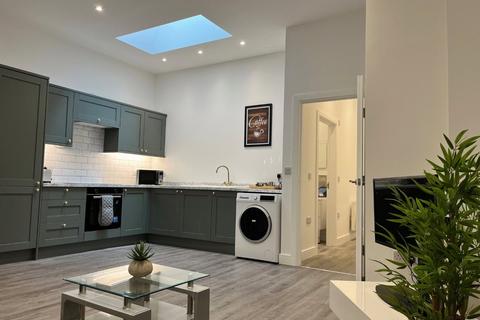 High Street, Ryde, Isle of Wight 1 bed apartment for sale