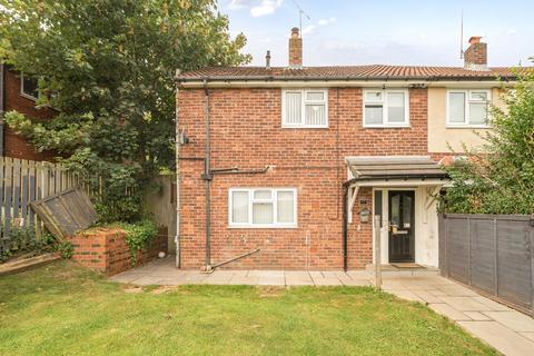 St James Walk, Horsforth, LS18 3 bed semi