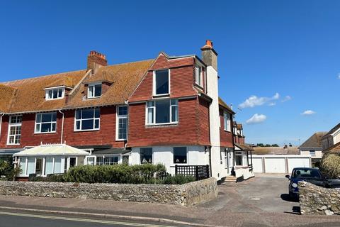 East Walk, Seaton, Devon, EX12 3 bed apartment for sale