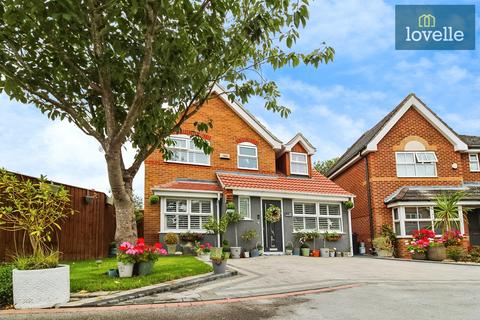 Clematis Avenue, Healing DN41 4 bed detached house for sale
