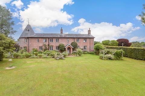 Picketts Lane, Uckfield TN22 5 bed detached house for sale