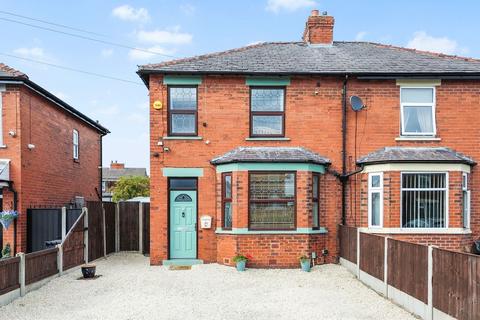 Flora Street, Ashton