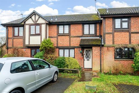Morley Close, Yateley GU46 2 bed terraced house for sale
