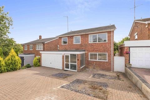 Southfield Drive, Hazlemere HP15 4 bed detached house for sale