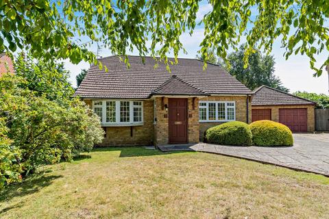 Manor Rise, Bearsted, Maidstone 4 bed detached house for sale