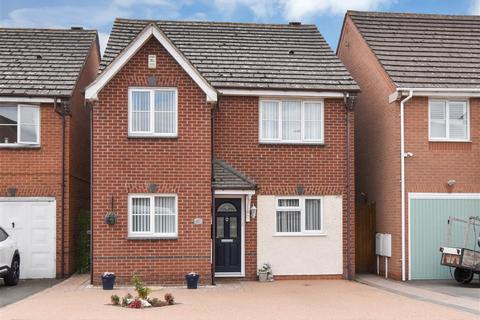 Mead Way, Balderton, Newark 4 bed detached house for sale
