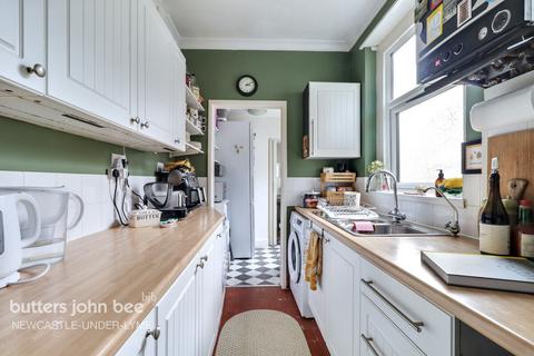 Greatbatch Avenue, Stoke