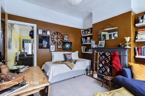 Greatbatch Avenue, Stoke