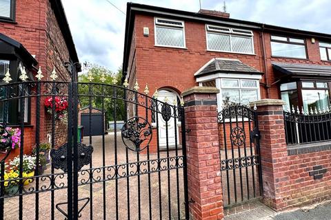 Arbory Avenue, Manchester 3 bed semi