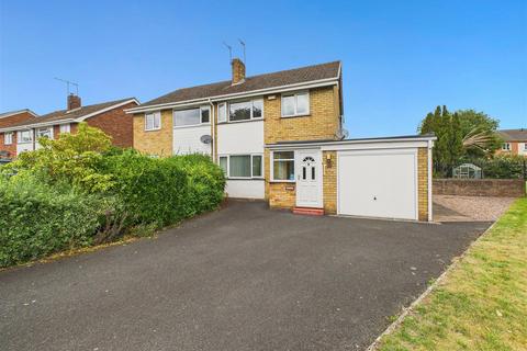 Chadsfield Road, Rugeley 3 bed semi