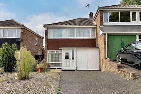 Whitehall Drive, Dudley, DY1 2RB 3 bed semi