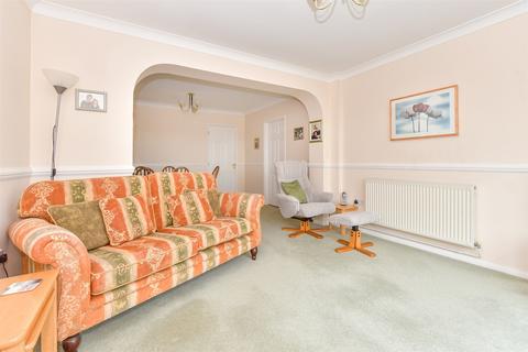 Keycol Hill, Bobbing, Sittingbourne... 3 bed detached bungalow for sale