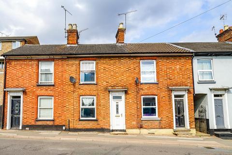 Old Road, Linslade, Leighton Buzzard 2 bed terraced house for sale
