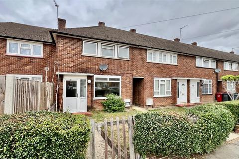 Spencer Road, Langley SL3 3 bed terraced house for sale