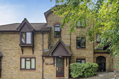 Cypress Road, London, SE25 1 bed flat for sale