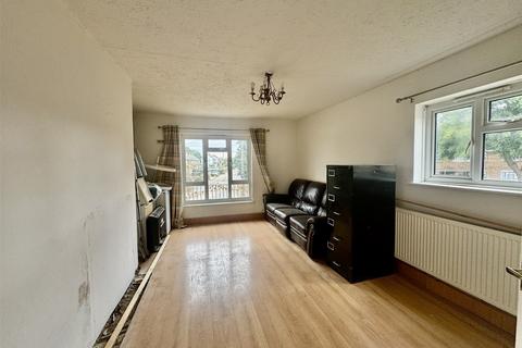 Leicester Road, Maidstone, Kent 2 bed flat for sale
