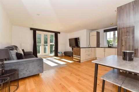 Thornwood Road, Epping, Essex 2 bed apartment for sale