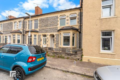 George Street, Barry CF63 3 bed terraced house for sale