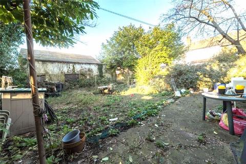 Love Lane, Mitcham 2 bed barn for sale