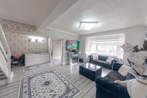 Horns Road, Ilford 3 bed semi