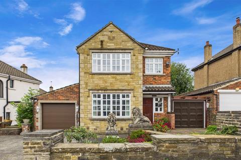 Manscombe Road, Allerton, Bradford... 3 bed detached house for sale
