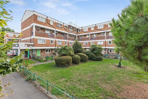Daubeney Road, London, E5 3 bed property for sale