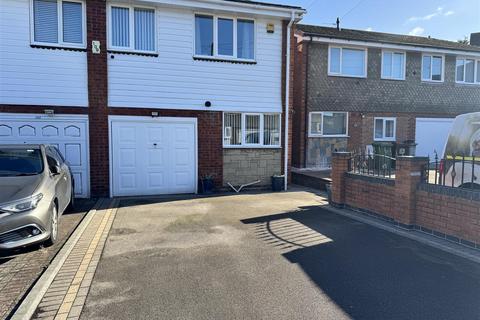 Eileen Gardens, Birmingham B37 3 bed house for sale