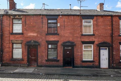 Well Street, Rochdale 2 bed terraced house for sale