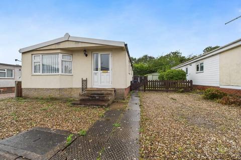 Wykin Road, Hinckley 3 bed park home for sale