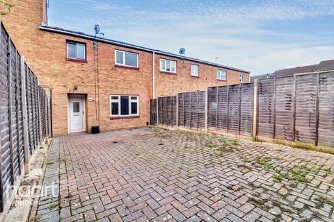 Beaulieu Close, Swindon 3 bed terraced house for sale