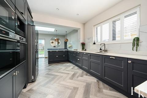Greenways, Southwick 3 bed detached bungalow for sale