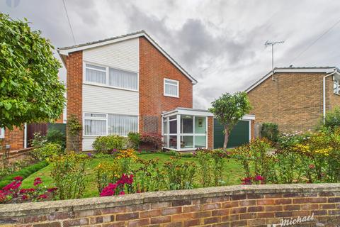 Herston Close, Aylesbury... 4 bed detached house for sale