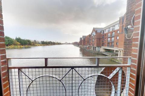 Atlantic Wharf, Beaufort Court... 2 bed flat for sale