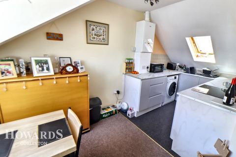 Southtown Road, Great Yarmouth 1 bed flat for sale