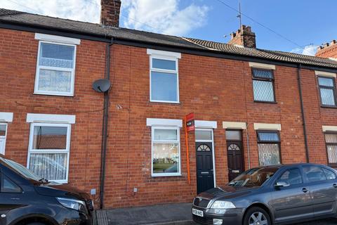 Humber Street 2 bed terraced house for sale