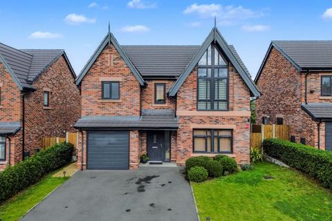Holcombe Grove, Radcliffe, M26 4 bed detached house for sale