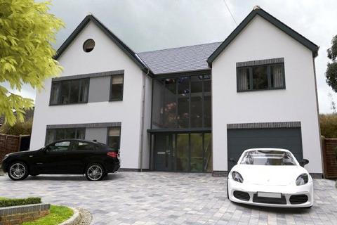 The Warren, Radlett, Hertfordshire, WD7 Plot for sale