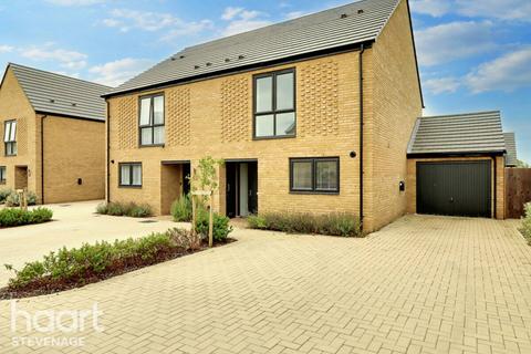 Rusling Way, Stevenage 3 bed semi