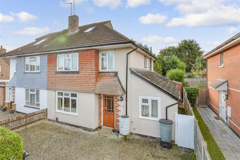 Sole Farm Avenue, Bookham... 4 bed semi