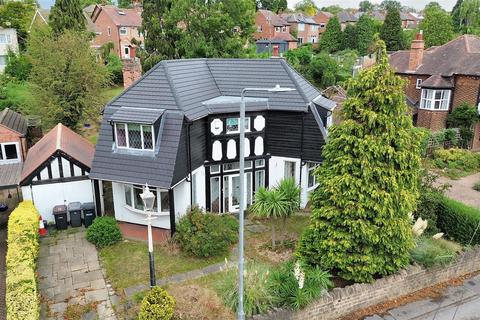 Thackerays Lane, Woodthorpe, Nottingham 2 bed detached house for sale