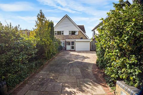 Lucerne Road, Orpington, Kent, BR6 0EP 4 bed detached house for sale