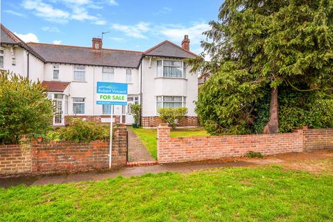 West Wickham BR4 3 bed semi