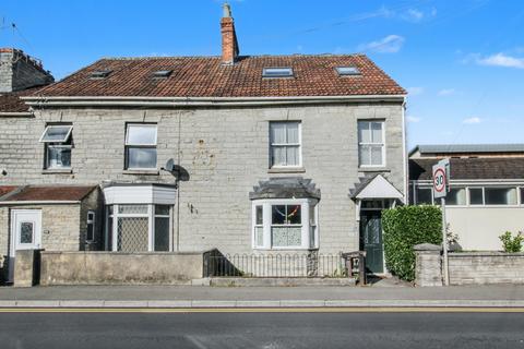 Glaston Road, Street 4 bed end of terrace house for sale