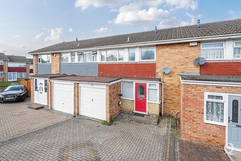 Beaconsfield Road, Sittingbourne... 3 bed terraced house for sale
