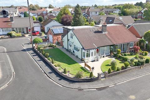 Hurlston Drive, Ormskirk, L39 1LD 2 bed semi