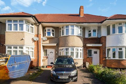 Lucas Avenue, Harrow HA2 3 bed terraced house for sale